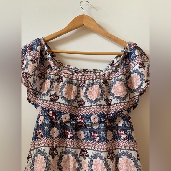 Juniors Boho Elephant Pattern Off Shoulder Ruffle Top Mini Sun Dress Size Medium - Picture 5 of 6